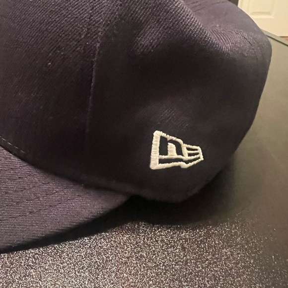 New Era Boston Red Sox Fitted *Entering Dorchester* side patch Size 7 3/8 - Picture 3 of 6